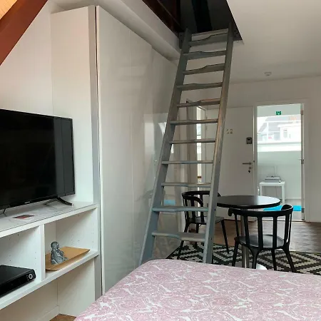Number 22 * Antwerp